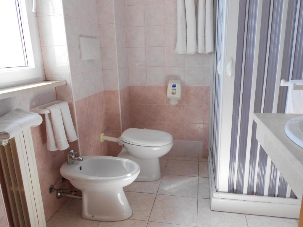 Hotel Santangelo Monte SantʼAngelo Pokoj fotografie